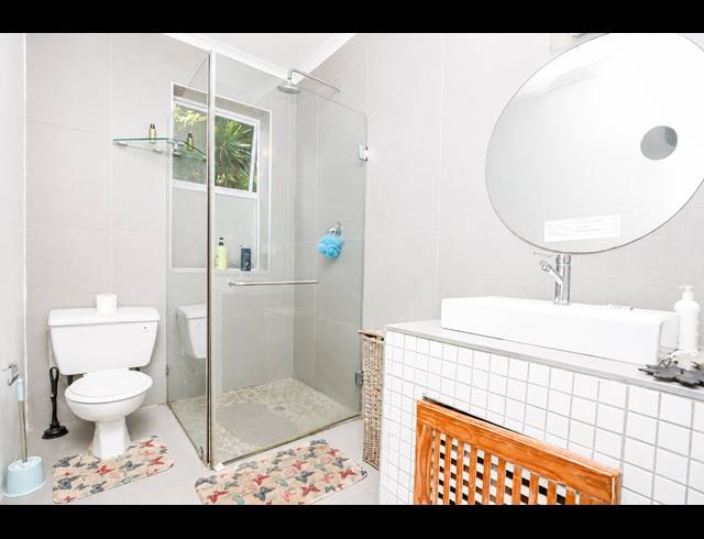 5 BEDROOM HOUSE FOR SALE IN GLENWOOD